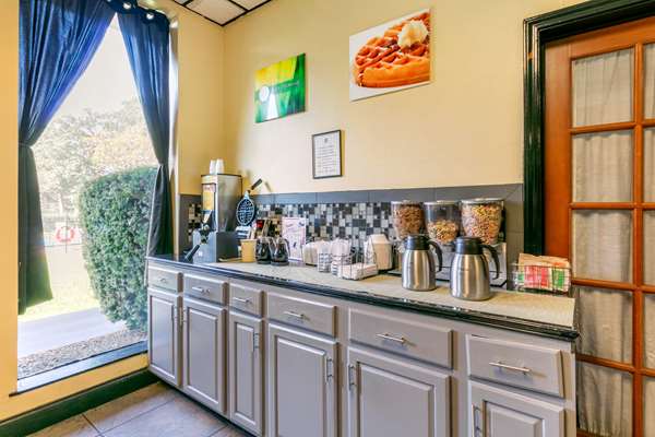 Amenities - Quality Inn Manchester - I-24, Exit 114