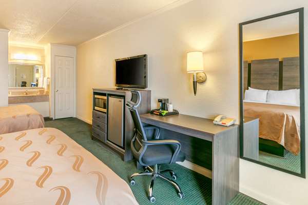  - Quality Inn Manchester - I-24, Exit 114