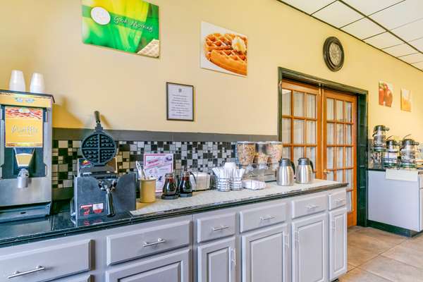 Amenities - Quality Inn Manchester - I-24, Exit 114