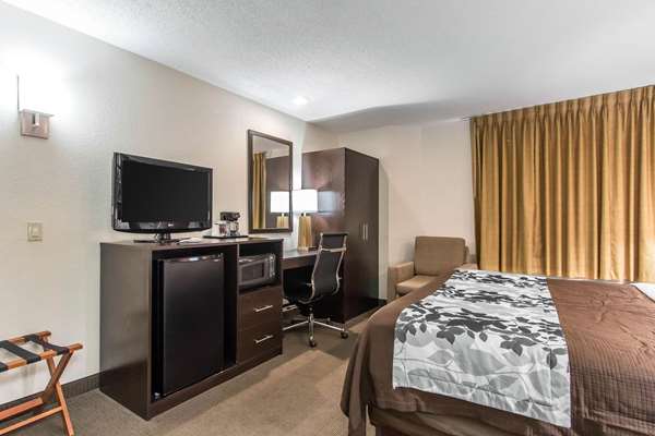  - Sleep Inn Airport Nashville - I-40, Exit 219