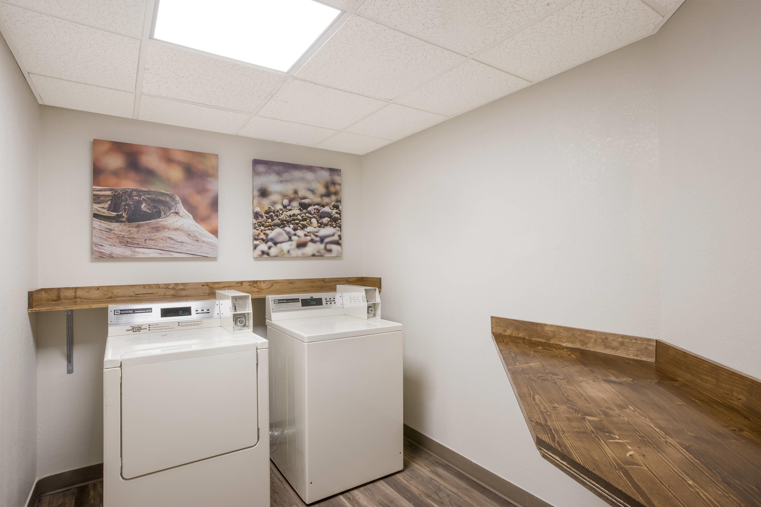 Guest laundry facilities | Clarion Pointe Sevierville-Pigeon Forge