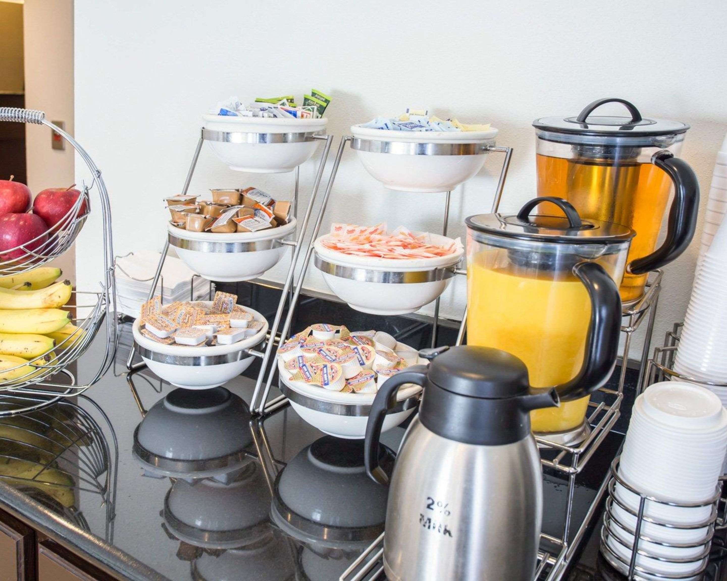 Breakfast counter