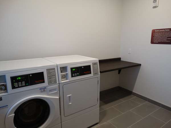  - Best Western Plus Richmond Inn