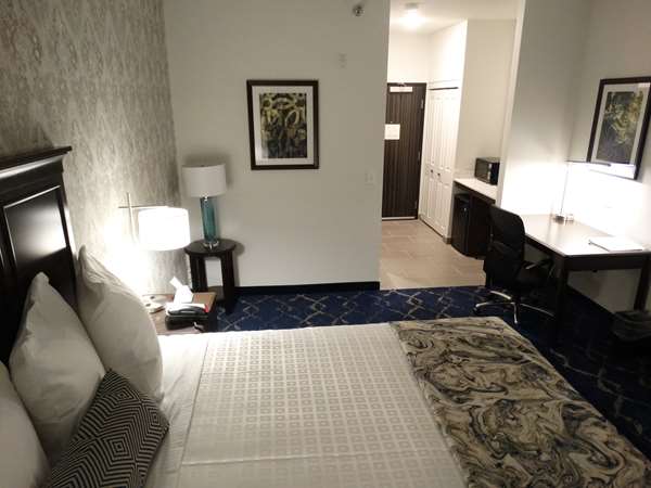  - Best Western Plus Richmond Inn