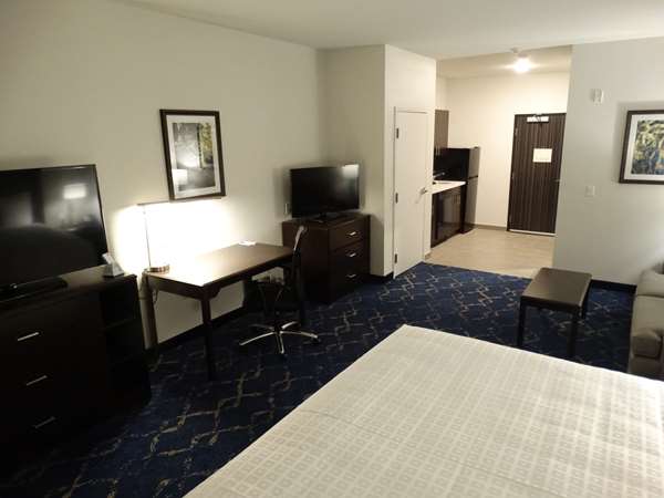 Suite - Best Western Plus Richmond Inn
