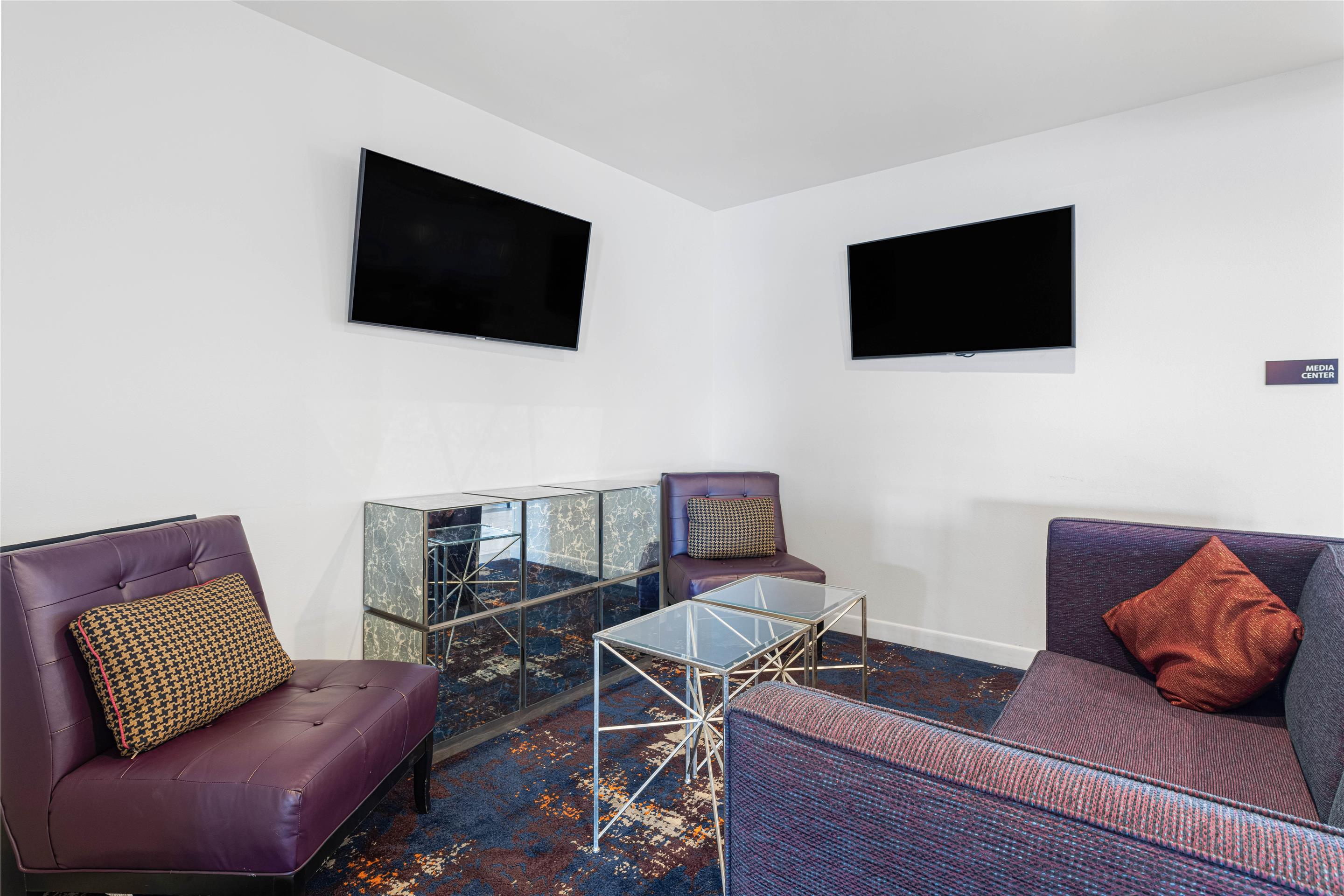 Lobby | Best Western Plus New Richmond Inn & Suites