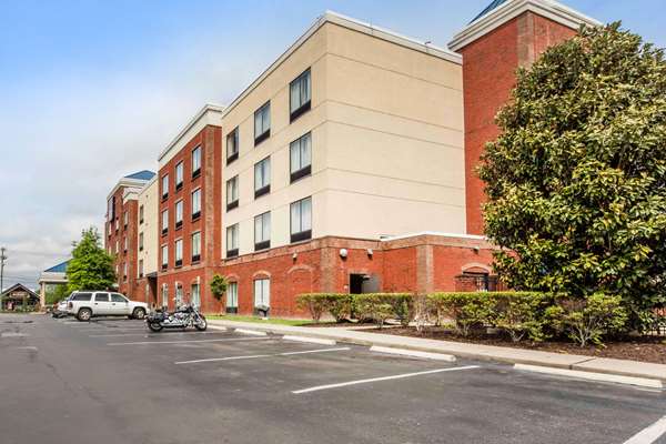 Exterior view - Comfort Suites Murfreesboro