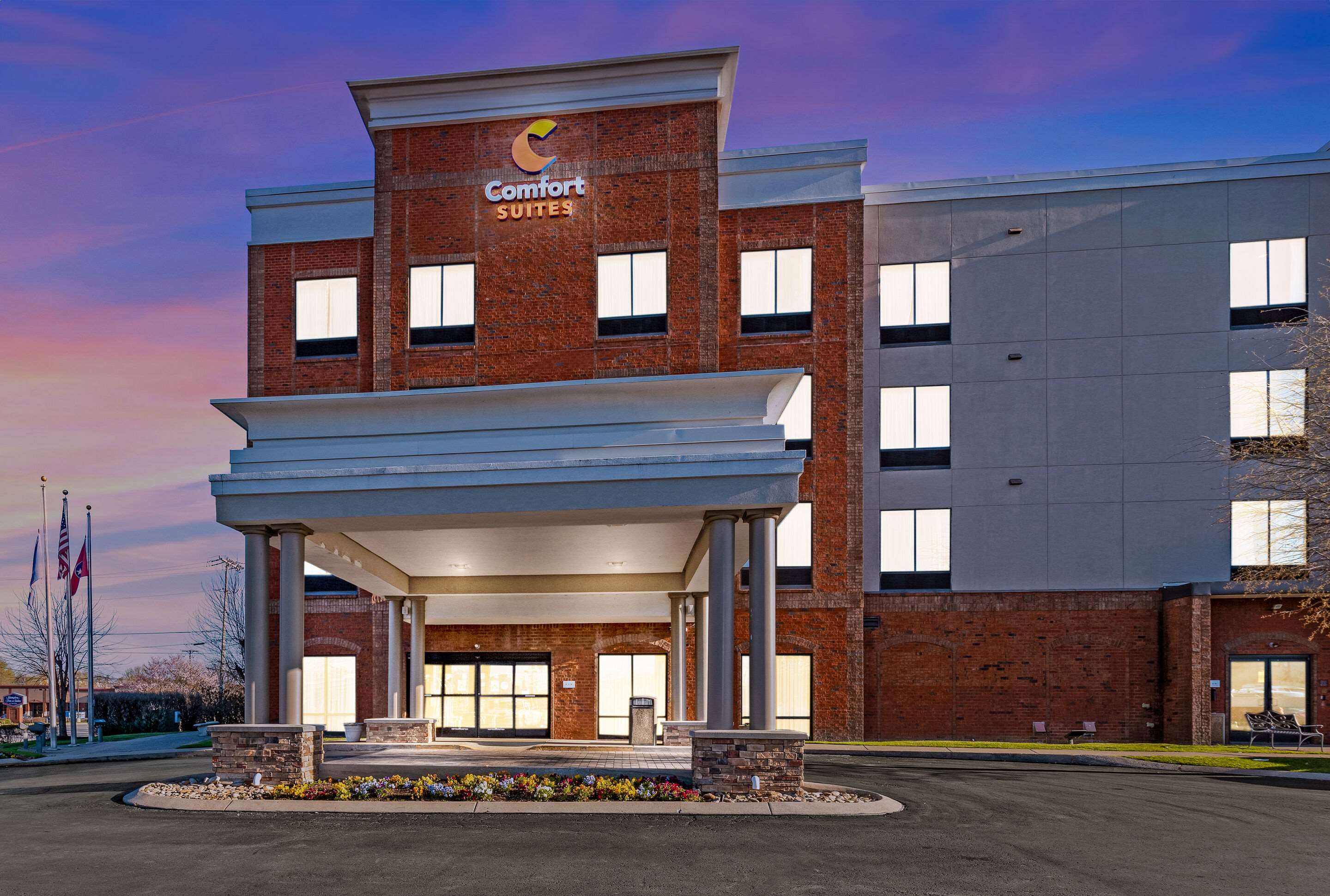 Twilight | Comfort Suites Murfreesboro