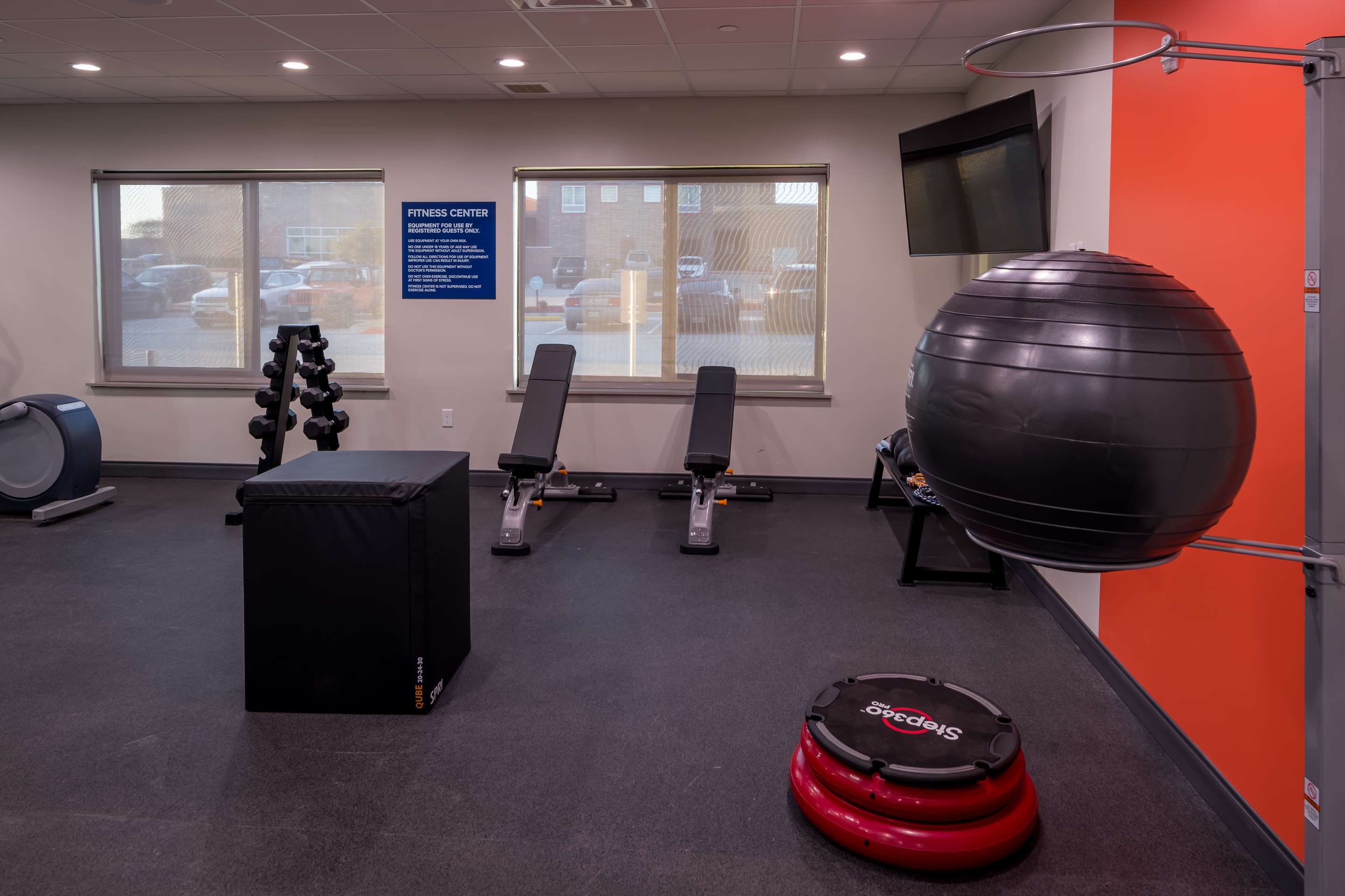 Health club fitness center gym | Tru by Hilton Garland Richardson