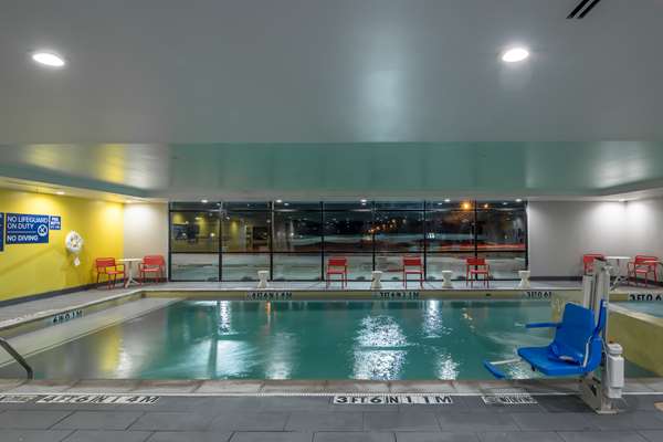 Pool - Tru by Hilton Hotel Garland