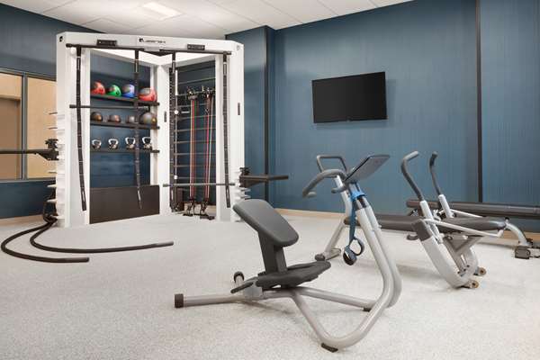 Fitness/ Exercise Room - Homewood Suites by Hilton Rosslyn Arlington - I-66, Exit 73