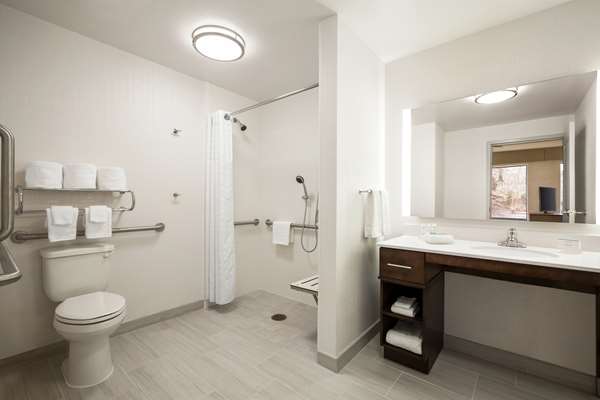  - Homewood Suites by Hilton Rosslyn Arlington - I-66, Exit 73