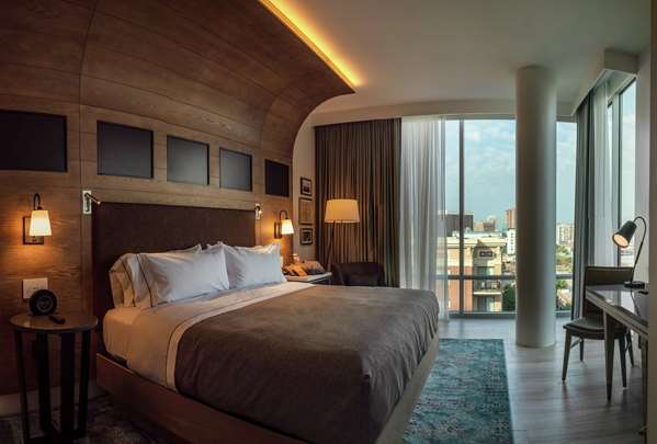  - Canopy by Hilton Hotel Uptown Dallas