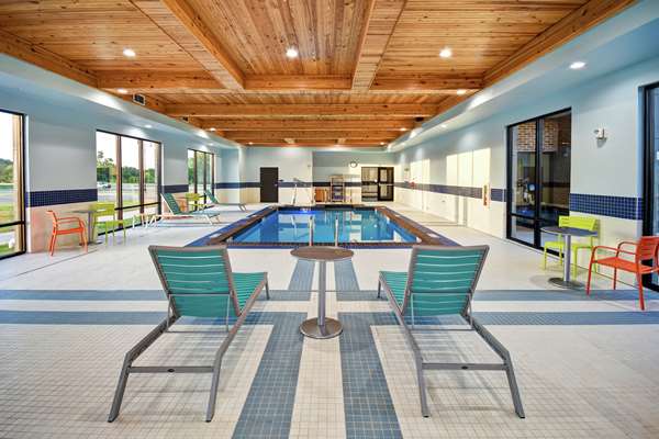 Pool - Home2 Suites by Hilton Airport Oklahoma City - I-40, Exit 145