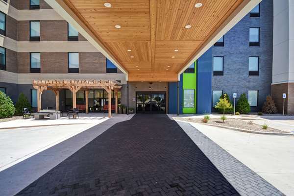 Exterior view - Home2 Suites by Hilton Airport Oklahoma City - I-40, Exit 145