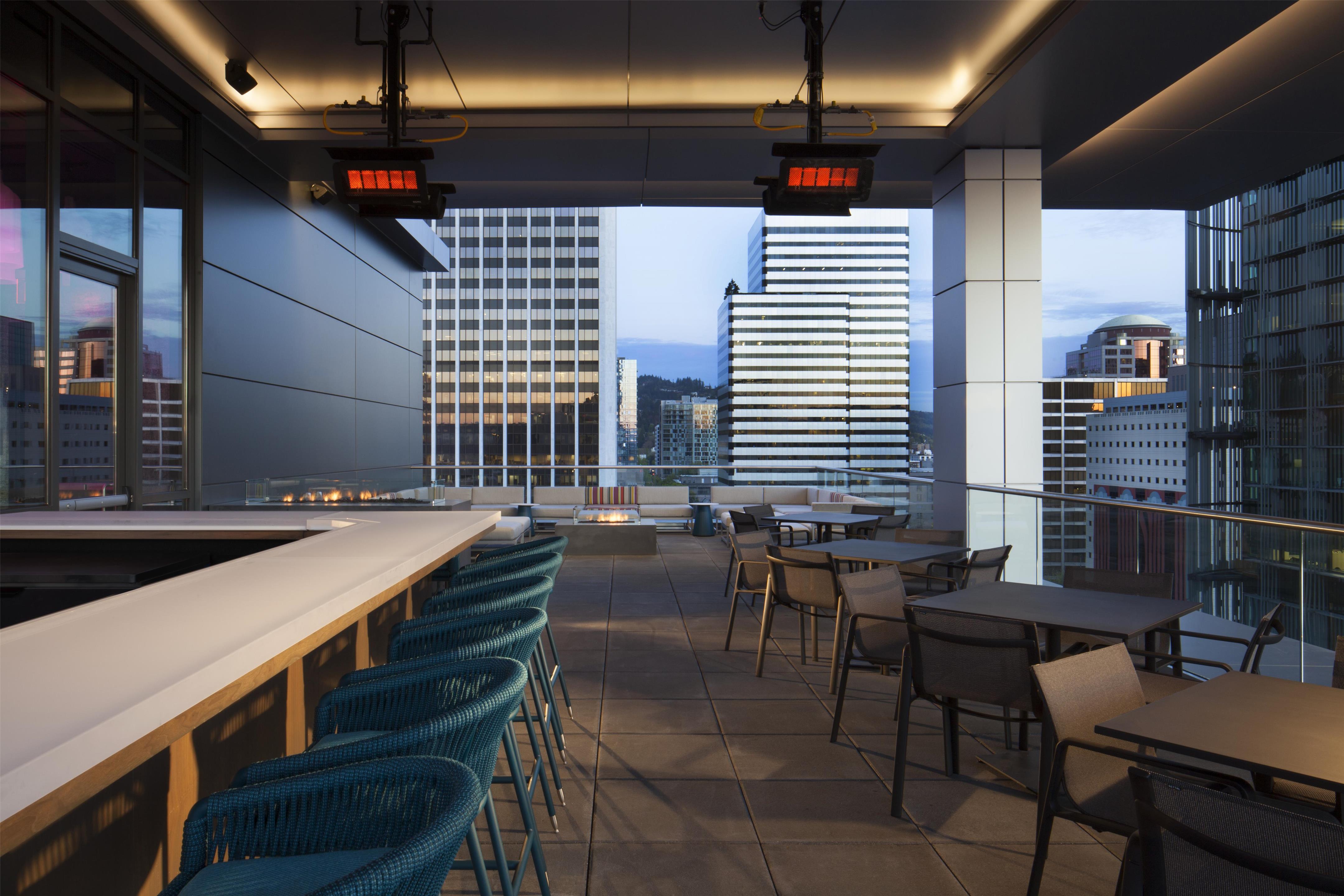Restaurant | The Porter Portland, Curio Collection by Hilton