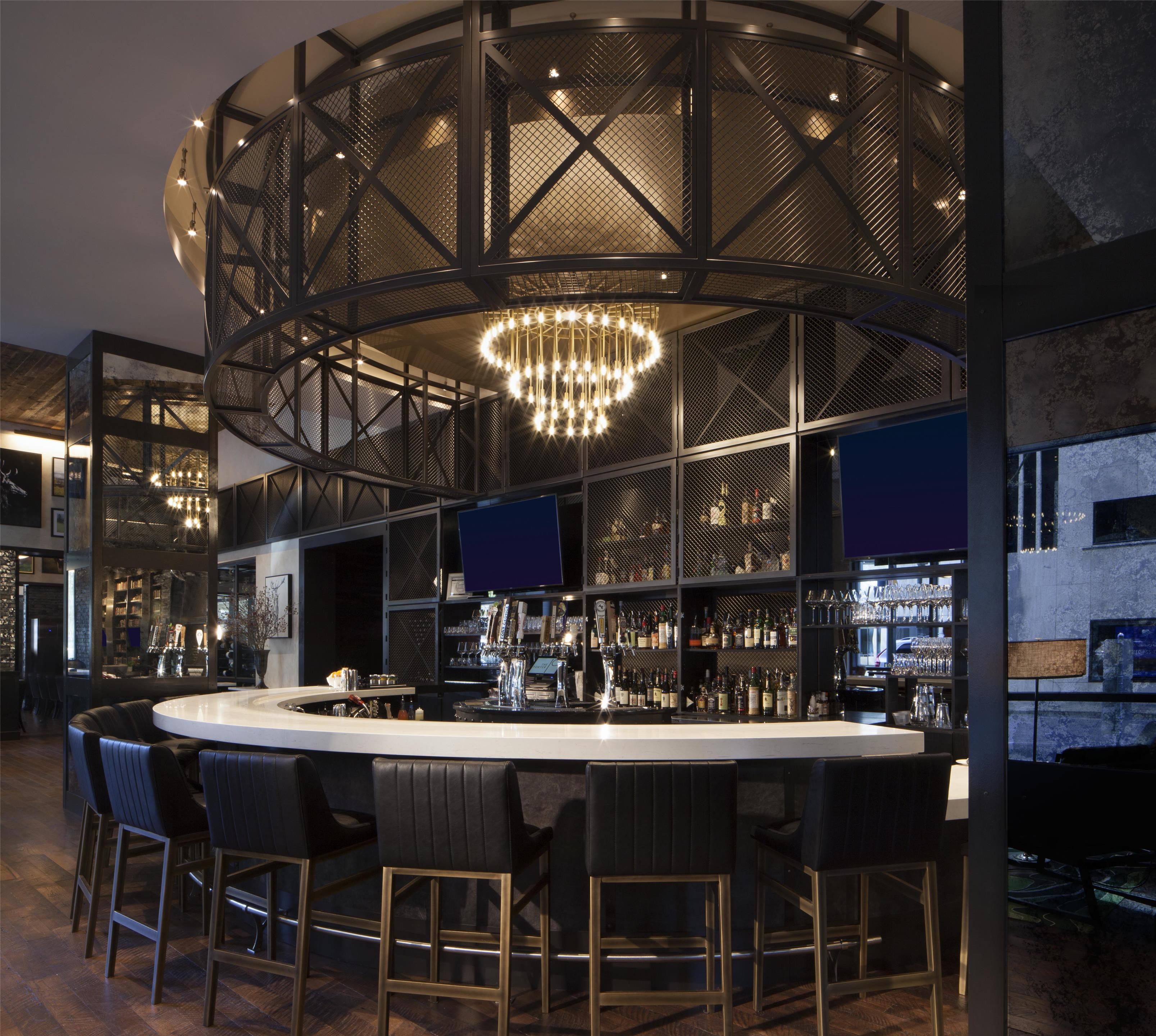 BarLounge | The Porter Portland, Curio Collection by Hilton