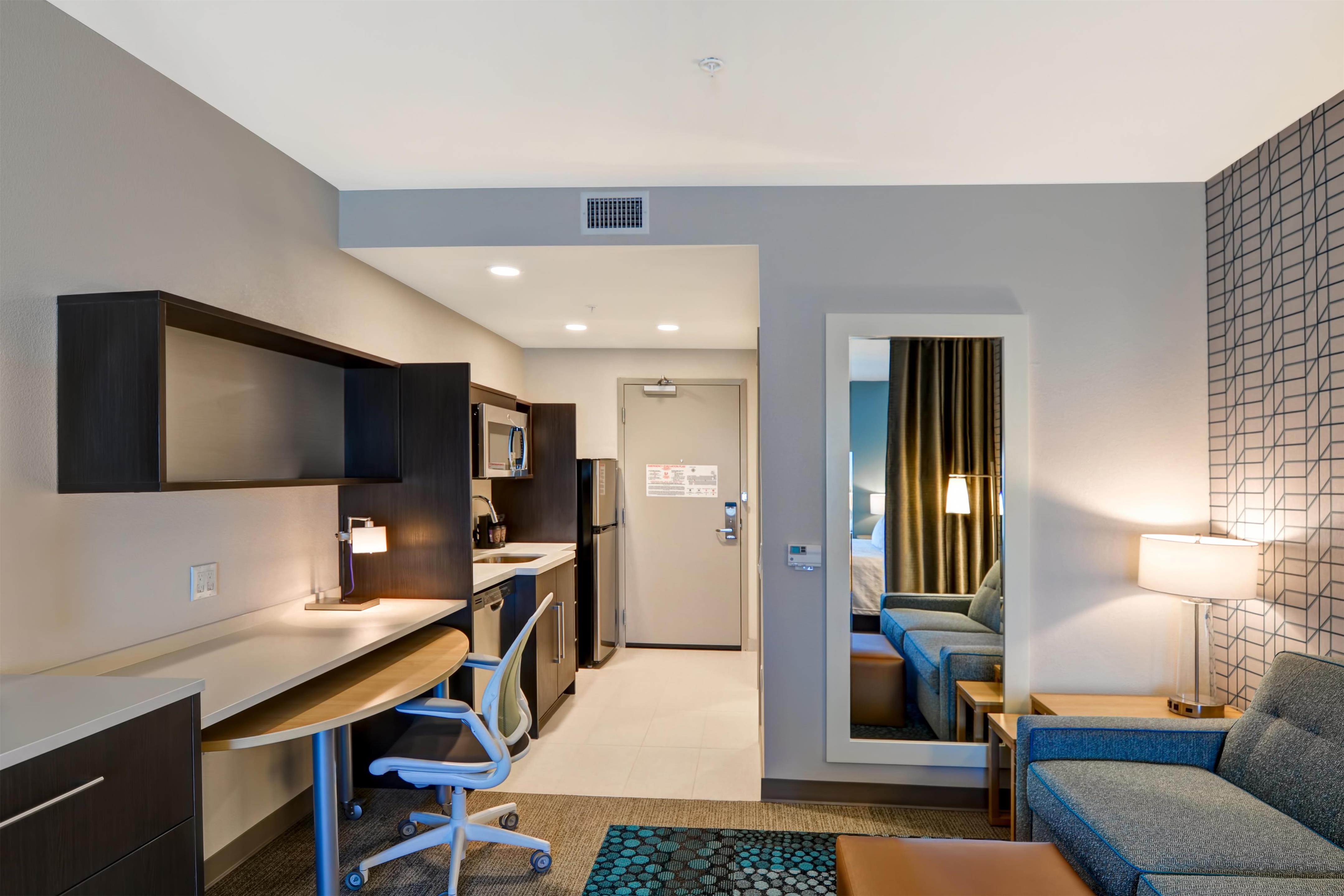 Guest room