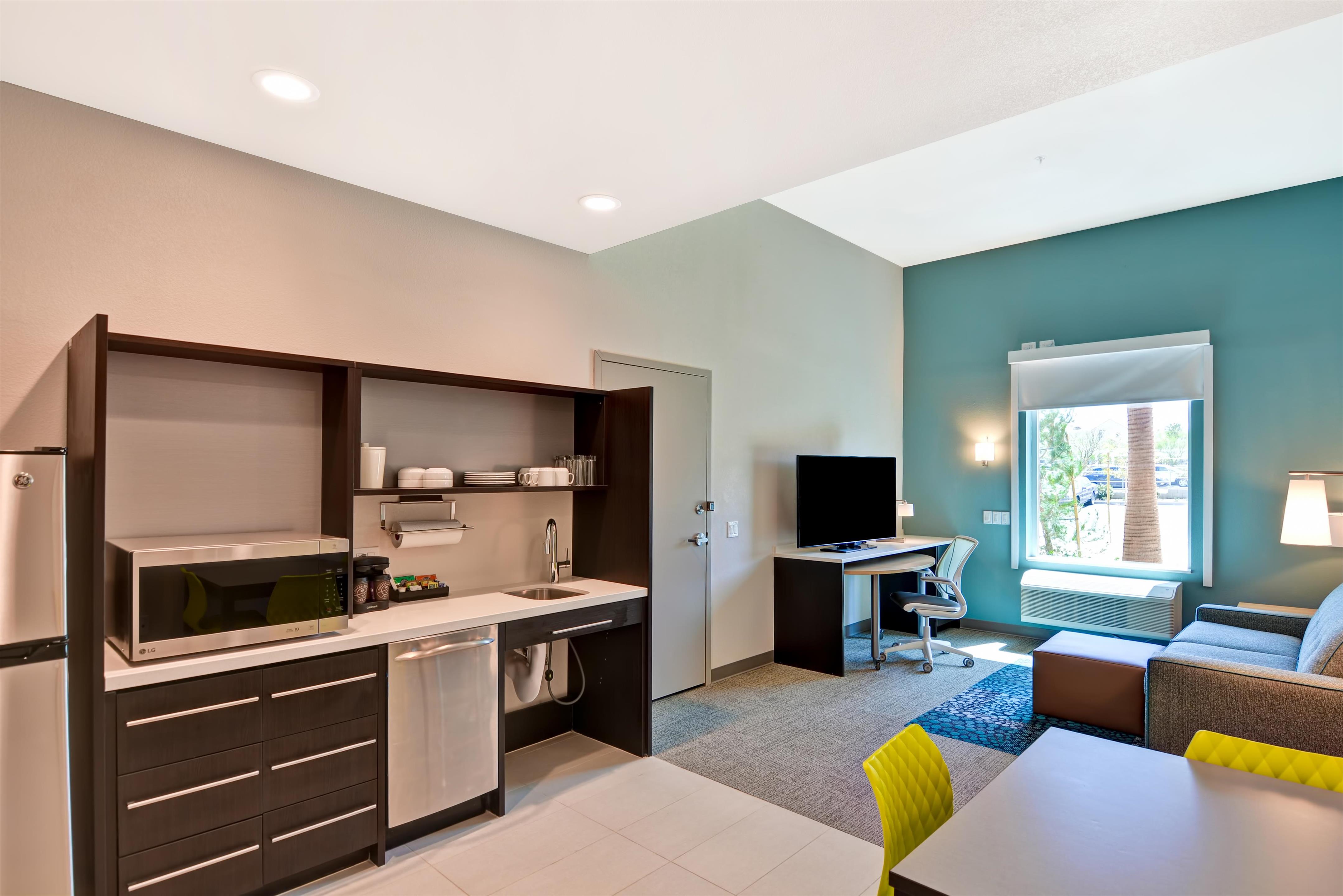 Guest room