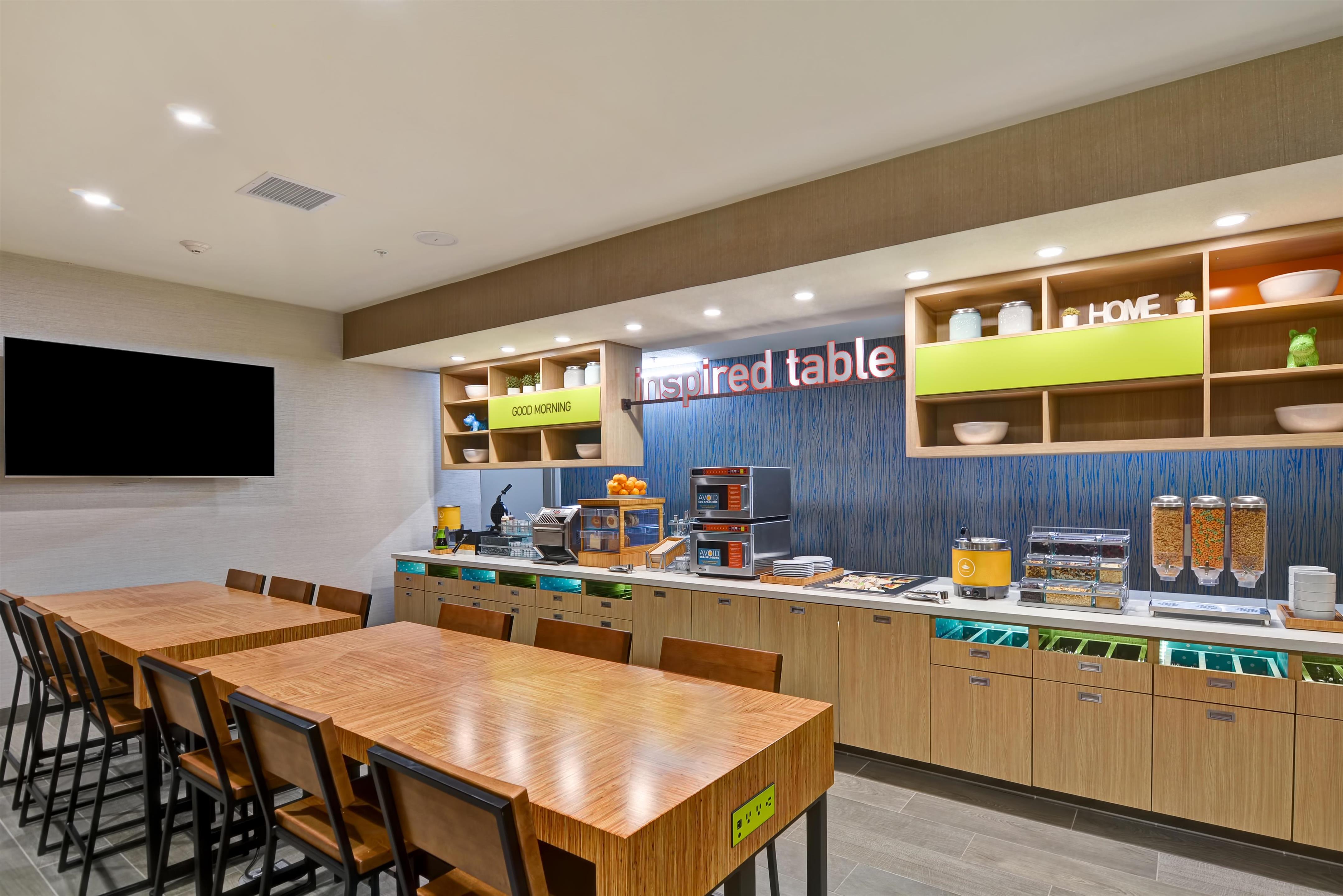 Restaurant | Home2 Suites by Hilton Palmdale, CA