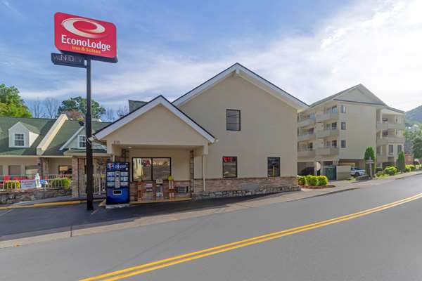 Exterior view - Econo Lodge Inn & Suites Gatlinburg
