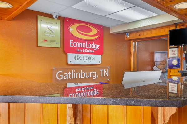  - Econo Lodge Inn & Suites Gatlinburg
