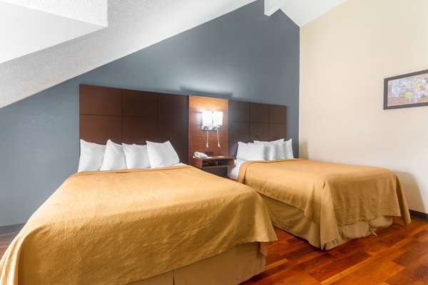 Suite - Econo Lodge Inn & Suites Gatlinburg