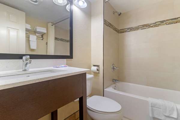  - Econo Lodge Inn & Suites Gatlinburg