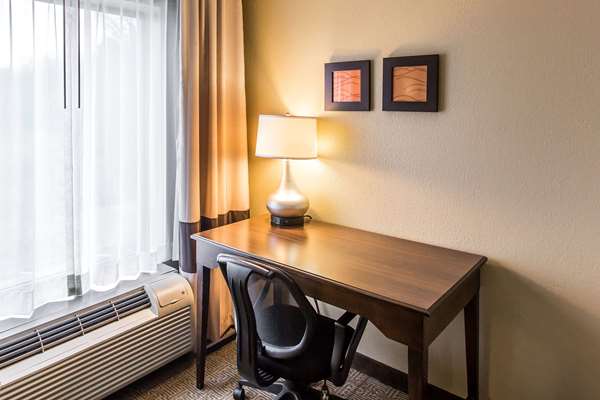 Suite - Comfort Inn Cookeville - I-40, Exit 287