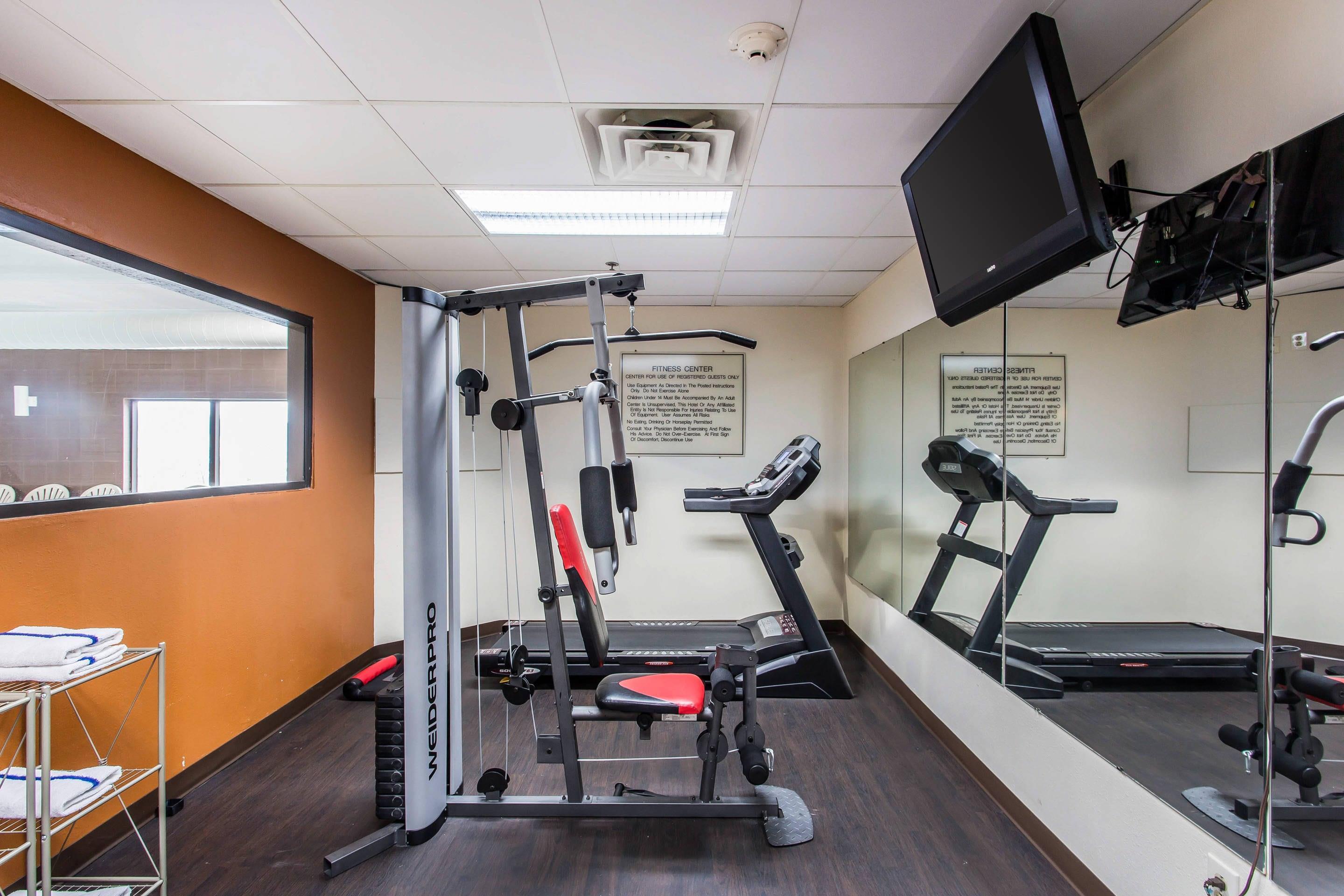 Fitness center | Comfort Inn & Suites Cookeville