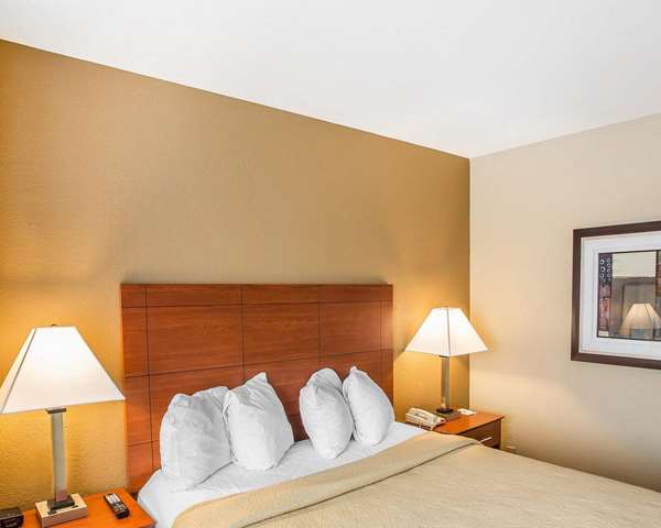  - Quality Inn & Suites Mt Juliet - I-40, Exit 226 & 226A