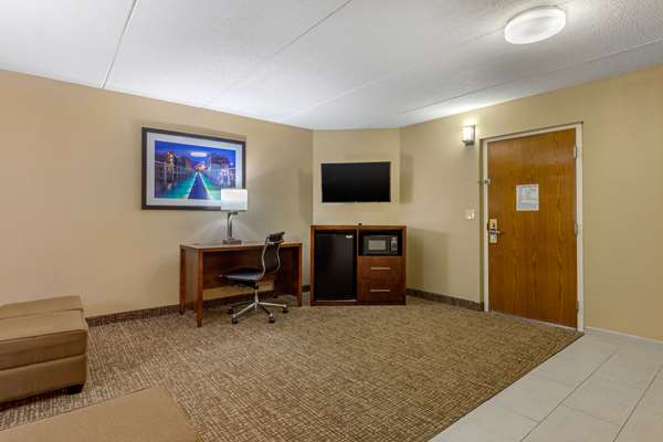Suite - Comfort Inn & Suites Chattanooga - I-75, Exit 5