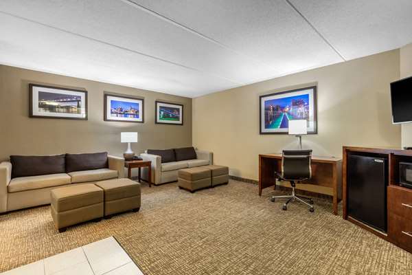 Suite - Comfort Inn & Suites Chattanooga - I-75, Exit 5