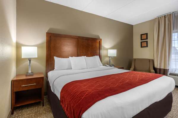  - Comfort Inn & Suites Chattanooga - I-75, Exit 5
