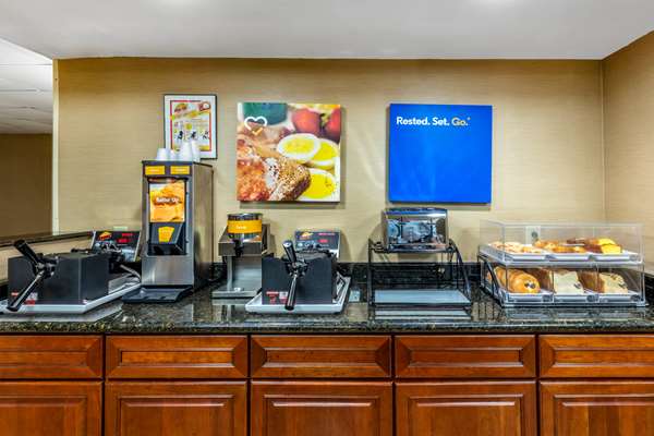 Amenities - Comfort Inn & Suites Chattanooga - I-75, Exit 5