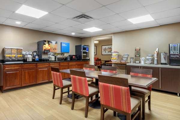 Amenities - Comfort Inn & Suites Chattanooga - I-75, Exit 5