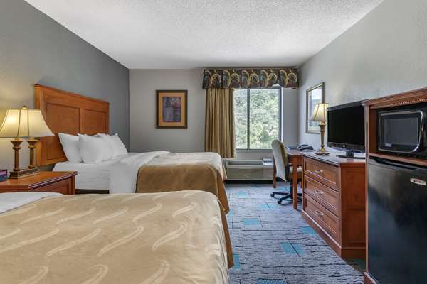  - Quality Inn & Suites Chattanooga - I-24, Exit 174