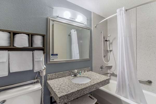  - Quality Inn Cookeville - I-40, Exit 287