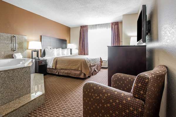  - Quality Inn Jackson - I-40, Exit 80