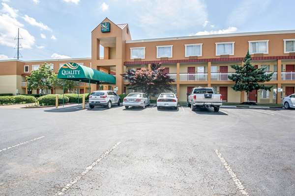 Exterior view - Quality Inn Jackson - I-40, Exit 80