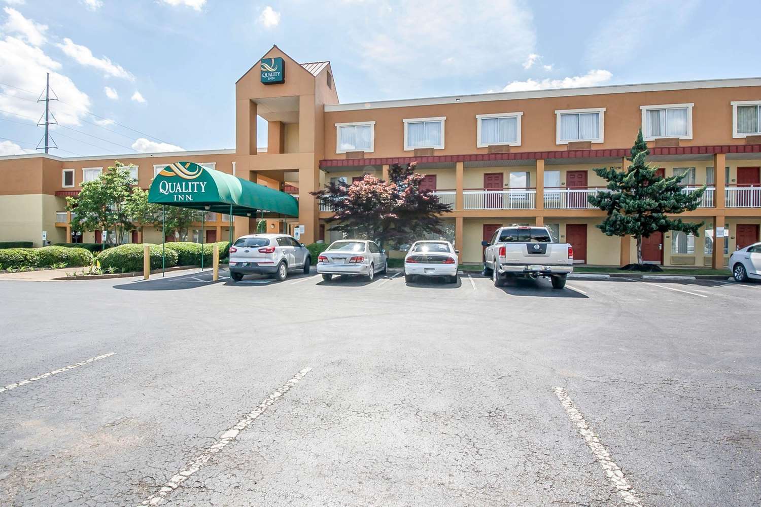 Quality Inn Jackson I40, Exit 80, TN See Discounts