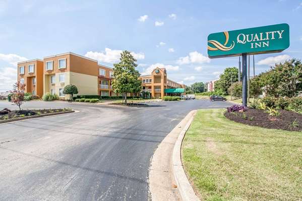 Exterior view - Quality Inn Jackson - I-40, Exit 80