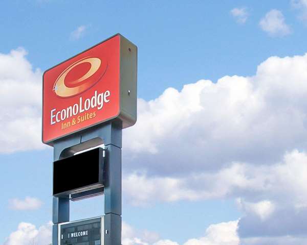 Exterior view - Econo Lodge Inn & Suites Jackson - I-40, Exit 80