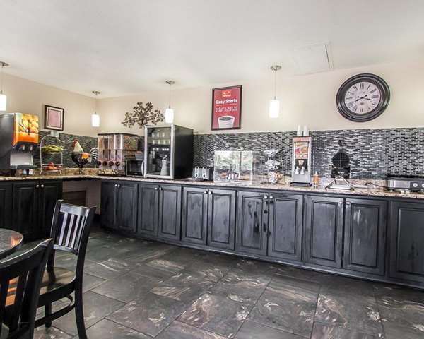 Amenities - Econo Lodge Inn & Suites Jackson - I-40, Exit 80