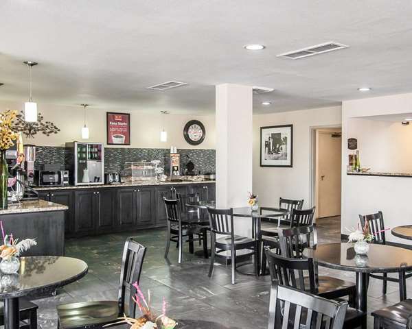 Amenities - Econo Lodge Inn & Suites Jackson - I-40, Exit 80