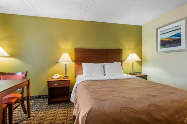  - Quality Inn Lebanon - I-40, Exit 238