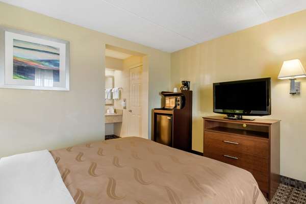  - Quality Inn Lebanon - I-40, Exit 238