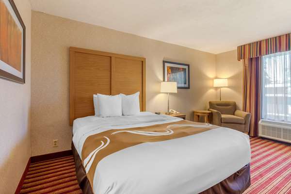  - Quality Inn Wilma Rudolph Blvd Clarksville - I-24, Exit 4