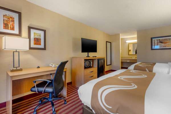  - Quality Inn Wilma Rudolph Blvd Clarksville - I-24, Exit 4