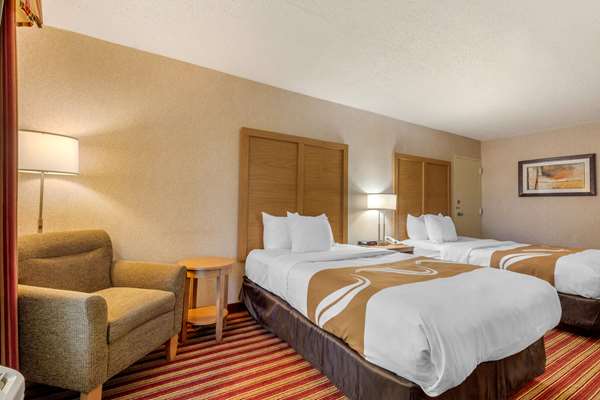 - Quality Inn Wilma Rudolph Blvd Clarksville - I-24, Exit 4